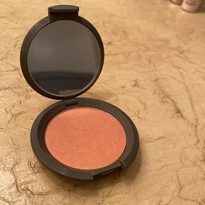BECCA Blush in Songbird